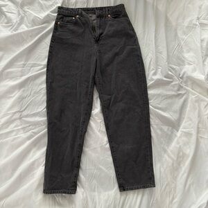 H&M &Denim Black High-Waist Loose Mom Jeans (US 4)